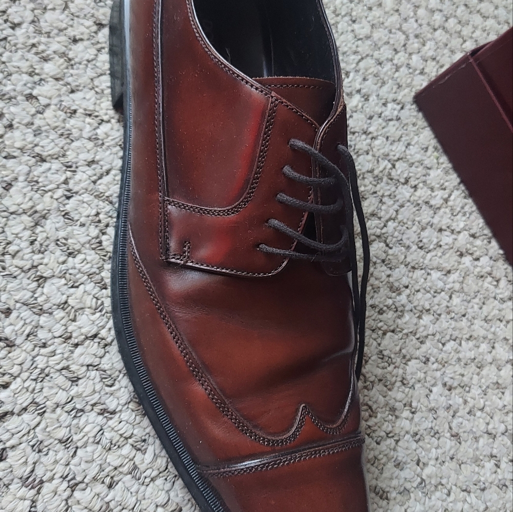 Dolce Gabbana mens dress shoe